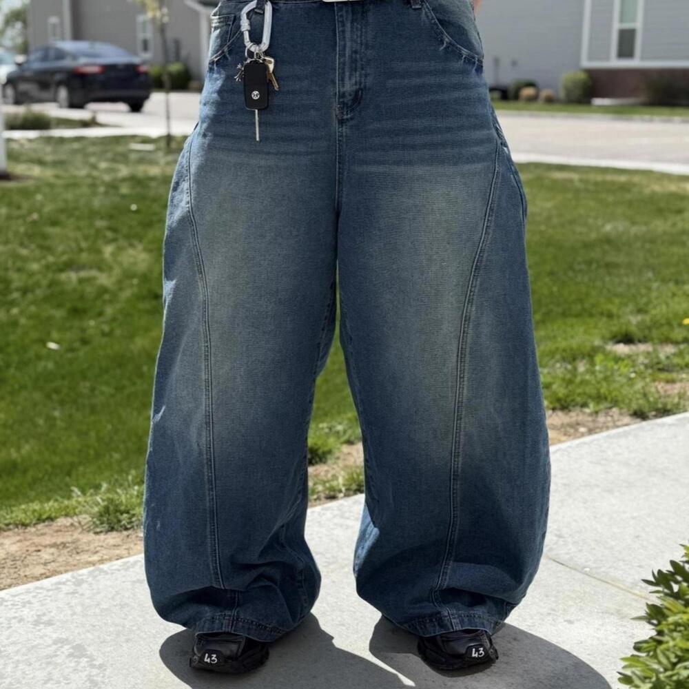 vintage super baggy dark washed jeans🖨️